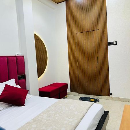 Aura Homestay Varanasi Exterior photo